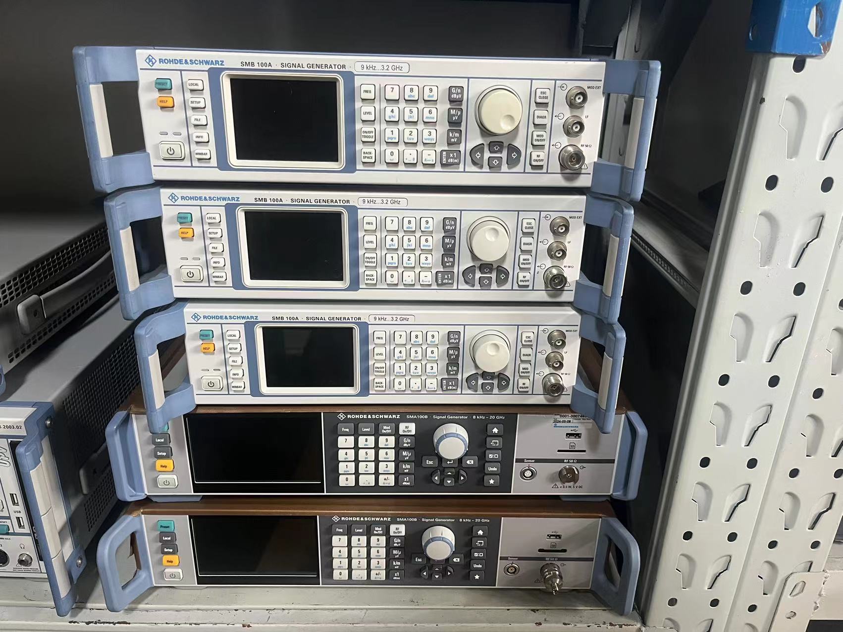 sma100b信号发生器 20g.jpg